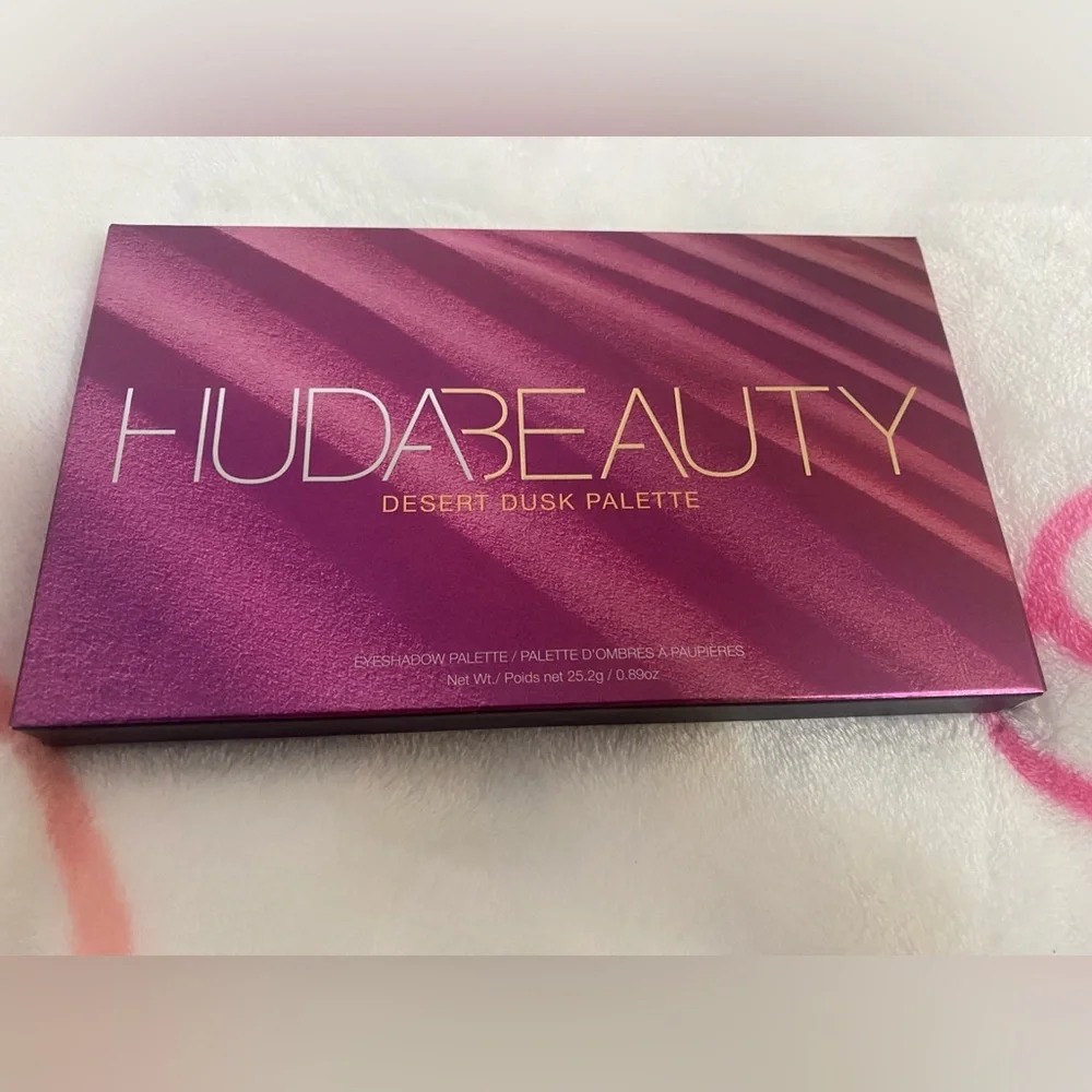 HUDA BEAUTY Desert Dusk Palette